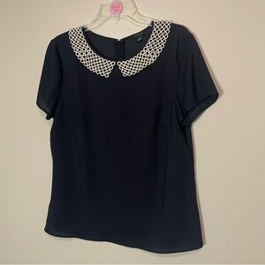 Ann Taylor Black Blouse with White Peter Pan  Collar ~ Size 10 ~‎ embellishment